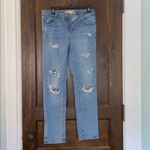 Ripped Garage Boyfriend Jeans!
